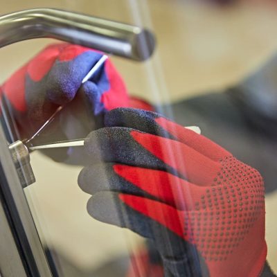 Apertura puertas sin rotura